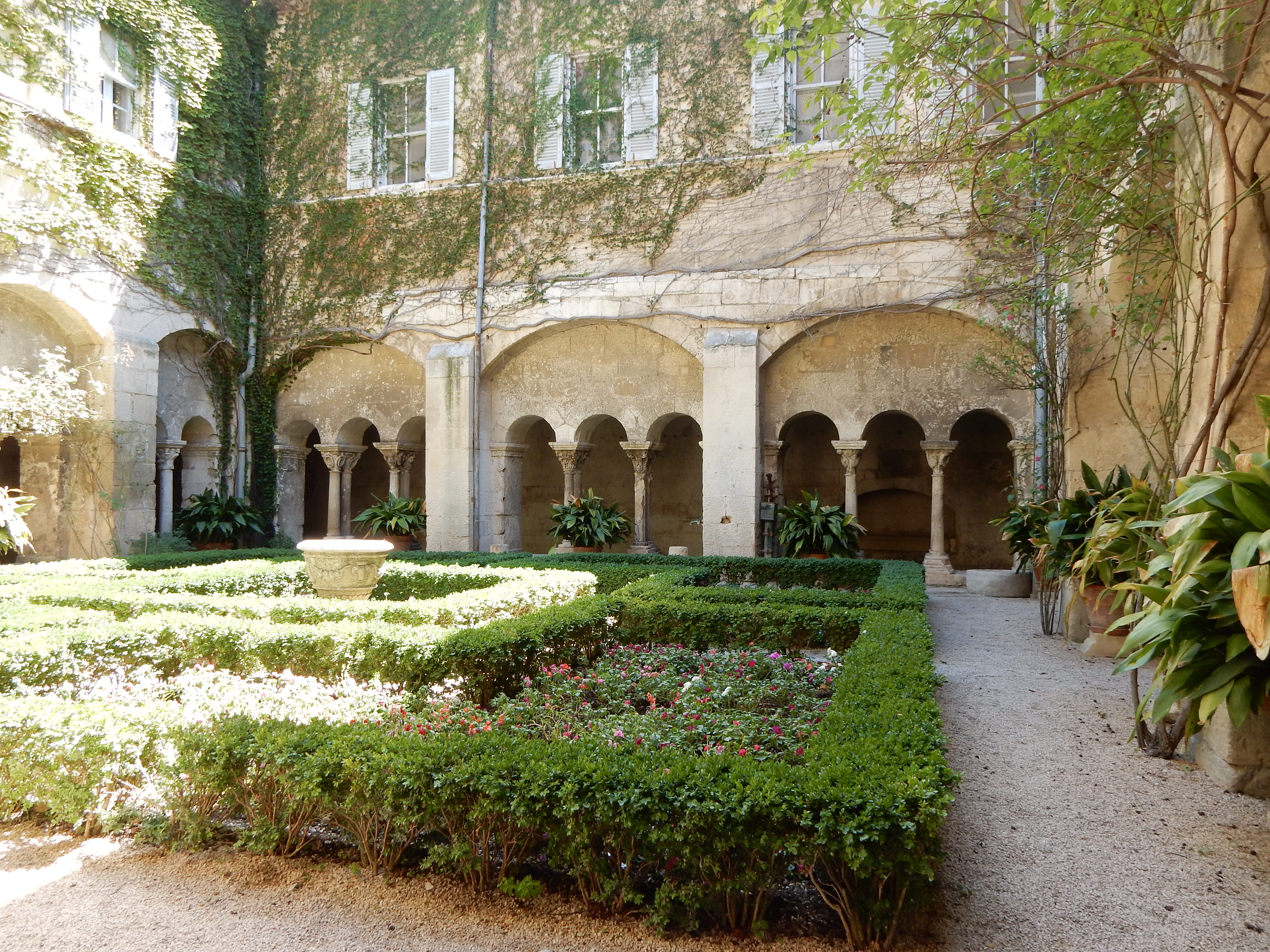 Saint Paul de Mausole Monastery, Van Gogh Asylum - Photo by OutsideSuburbia