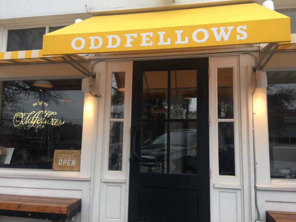 Oddfellows, Bishop Arts District, Photo Outside Suburbia