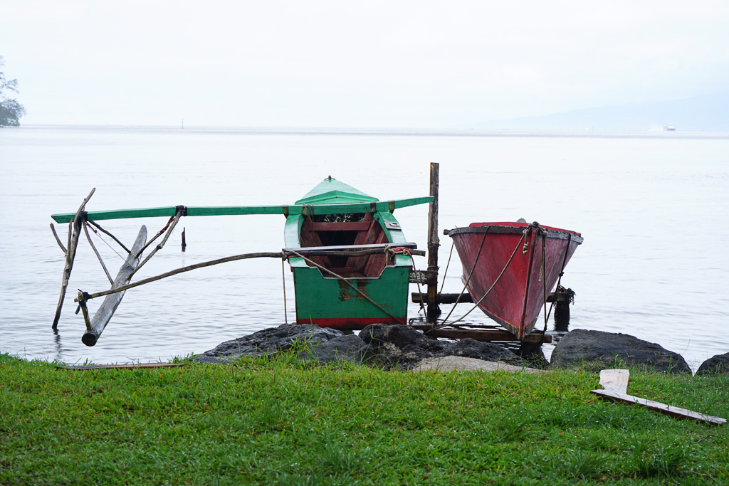 Vaa boats - Moorea Island Drive - Photo by Outside Suburbia