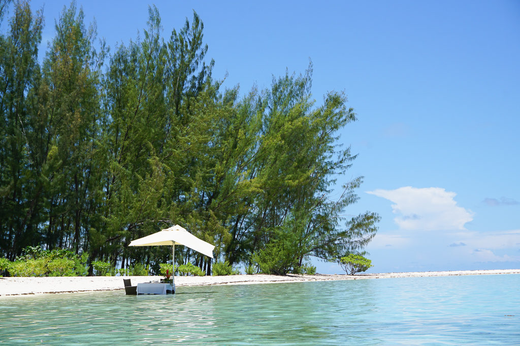 Romantic Experience in Bora Bora - Photo by Outside Suburbia