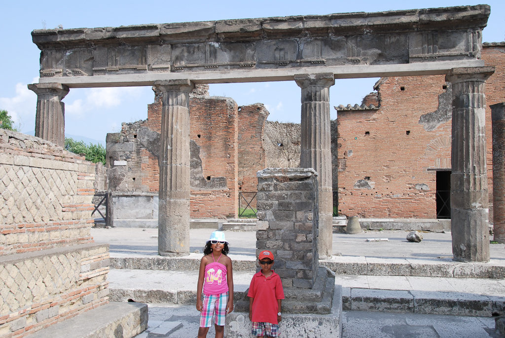 Exploring Pompeii with kids