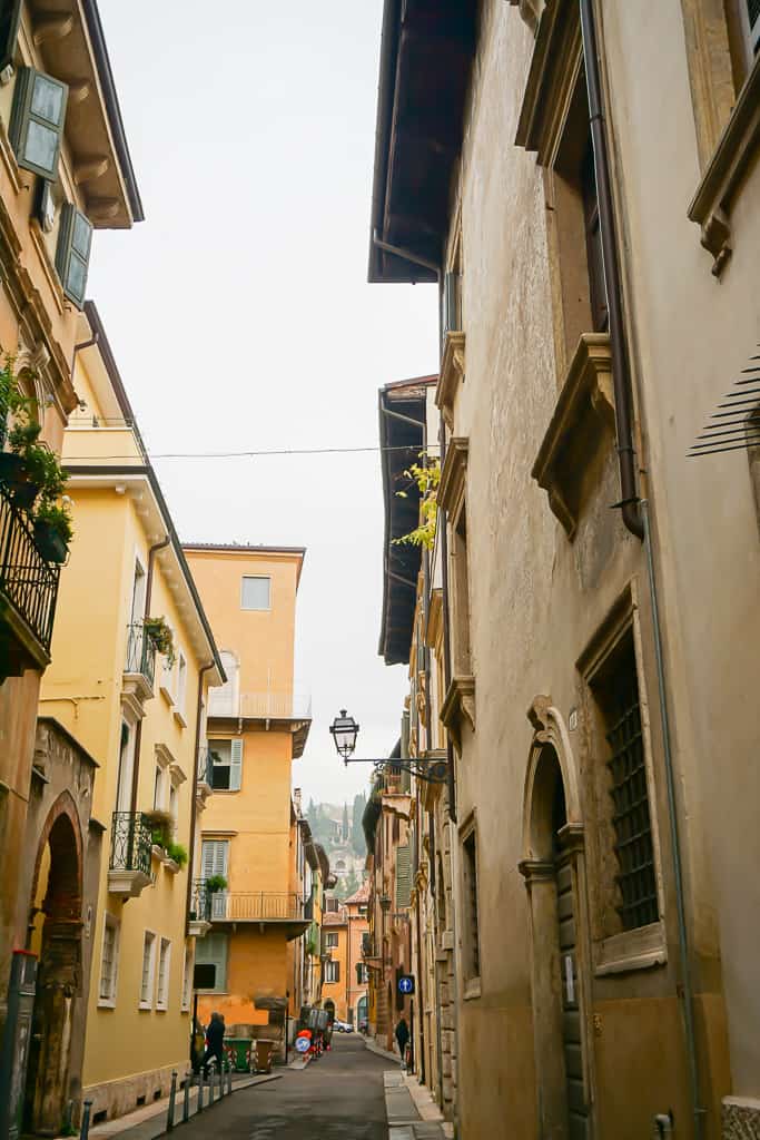 How to spend One day in Verona, Italy - Photo by OutsideSuburbia.com