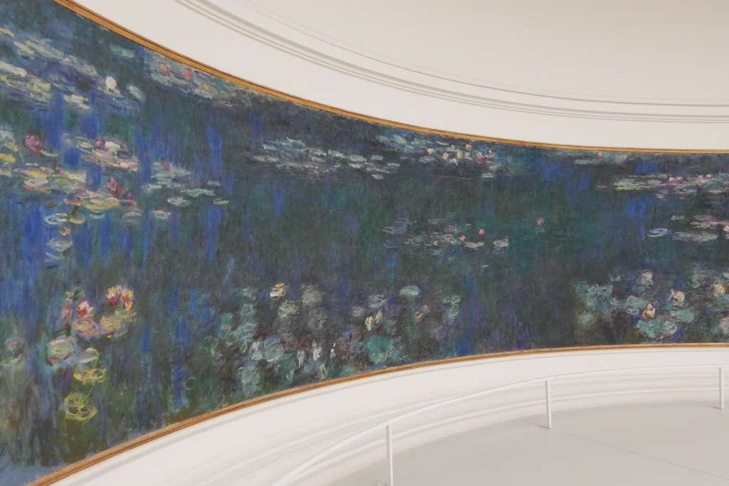 Monet Waterlilies at Musee de l’Orangerie