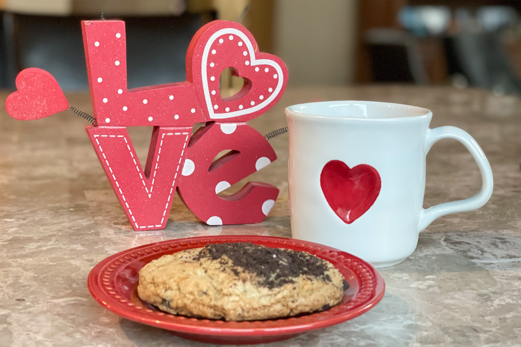 Simple Family Traditions for Valentine's Day | Outside Suburbia