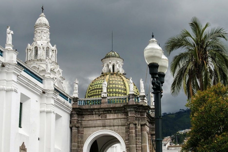 Basilica del Voto Nacional, Quito