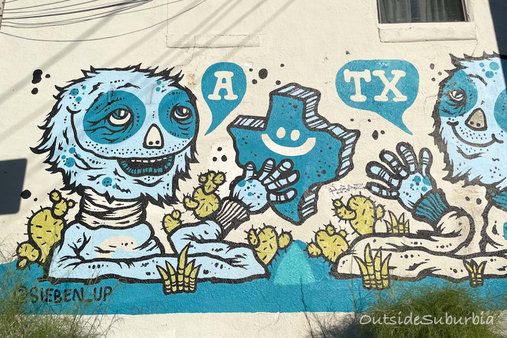 Fun murals in Austin: Blue Creatures | OutsideSuburbia