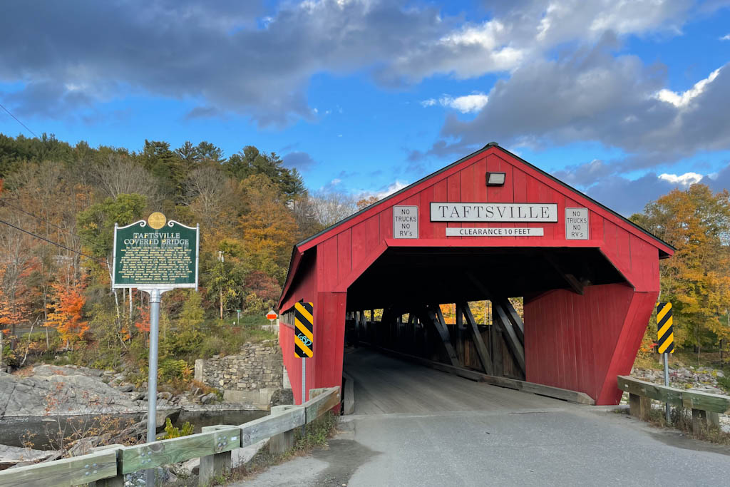 Covered Bridges of Vermont (Route 100 Highlights)